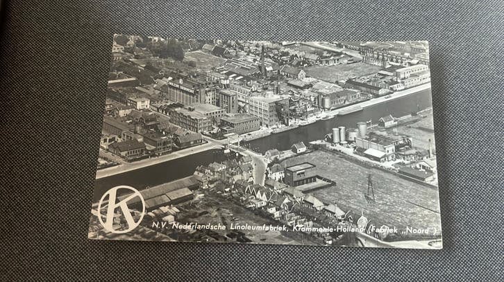 Krommenie Luchtfoto NL Linoleumfabriek, Ophalen of Verzenden, 1940 tot 1960, Gelopen, Noord-Holland