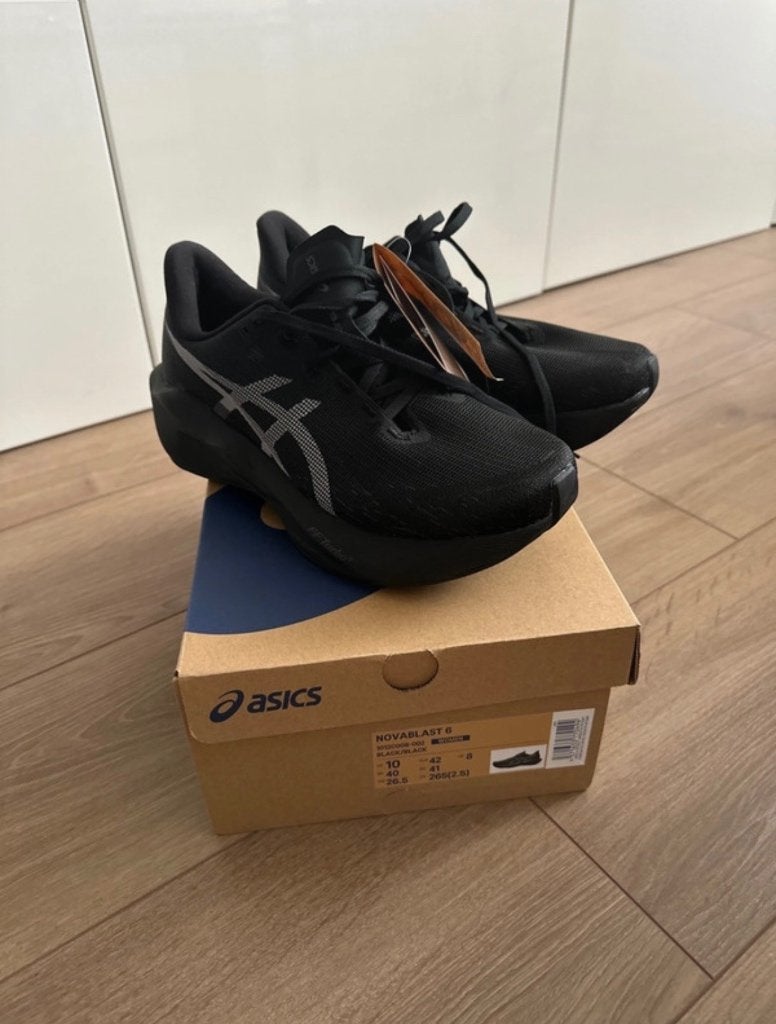 Asics Novablast 6, Hardloopschoenen, Nieuw, Ophalen of Verzenden, Hardlopen