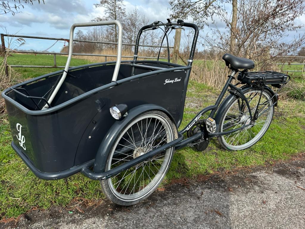 Elektrische bakfiets met sterke middenmotor en goede accu, Ophalen of Verzenden, Zo goed als nieuw, 4 kinderen of meer, Elektrisch