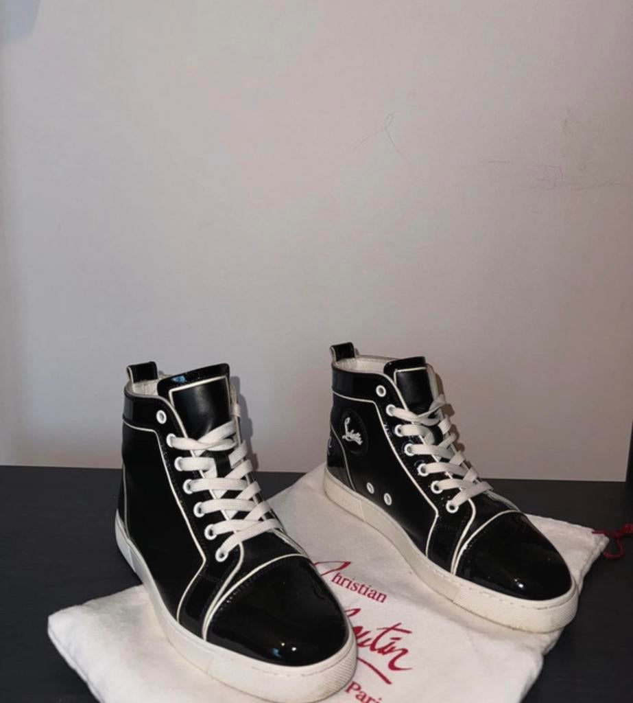 Christian Louboutin Louis fun sneakers size 37, Kleding | Dames, Schoenen, Zo goed als nieuw, Sneakers of Gympen, Verzenden