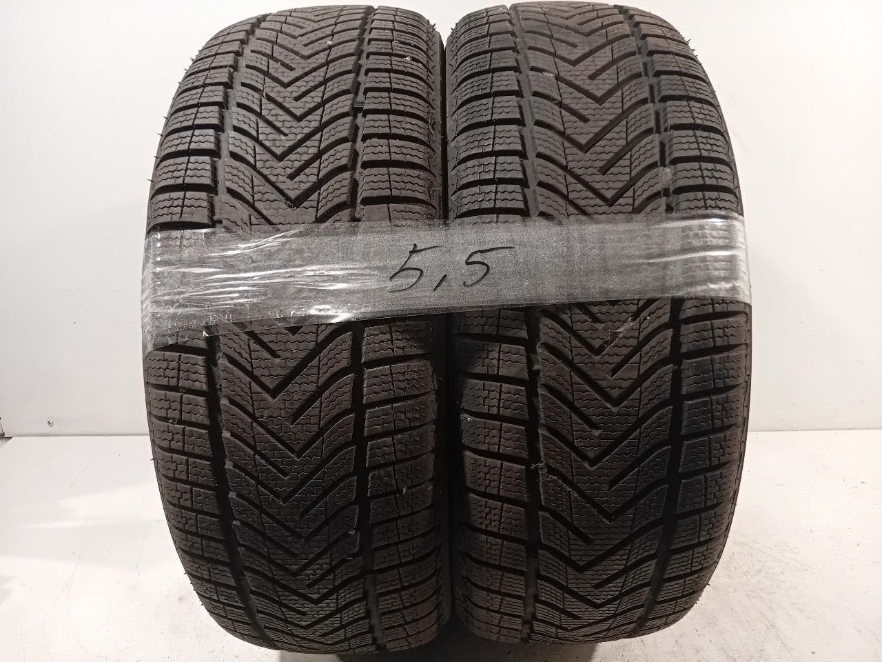 Bandenset 2 stuks Winter 205 55 R16, Onderdelen@venauto.nl, Van der Ven Autorecycling B.V., Gebruikt, Ettenseweg 76, 4706 PB Roosendaal, The Netherlands