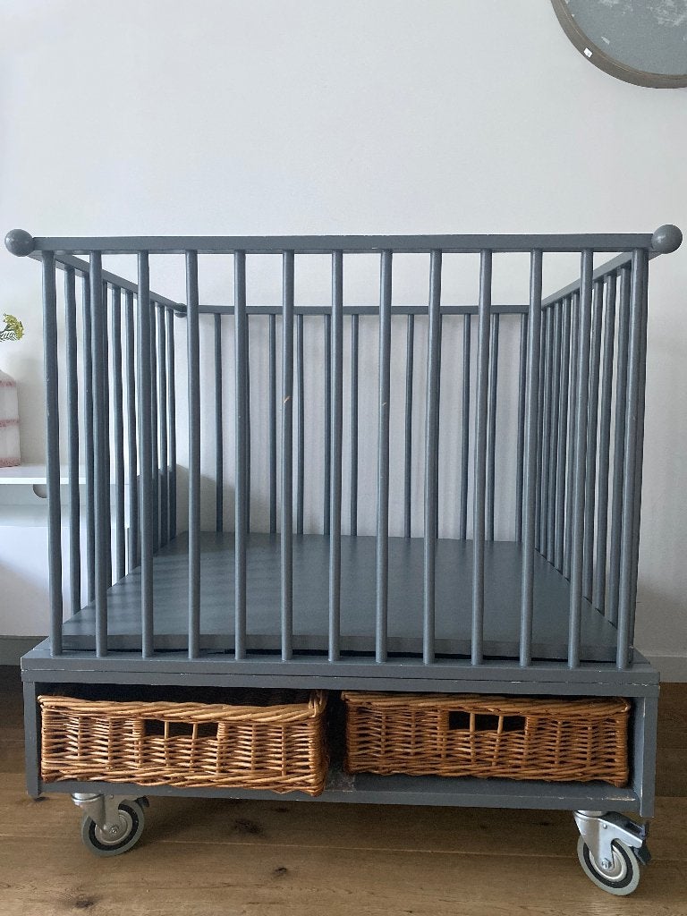 Baby Box, Kinderen en Baby's, Ophalen of Verzenden, Gebruikt, Vierkant, In hoogte verstelbaar