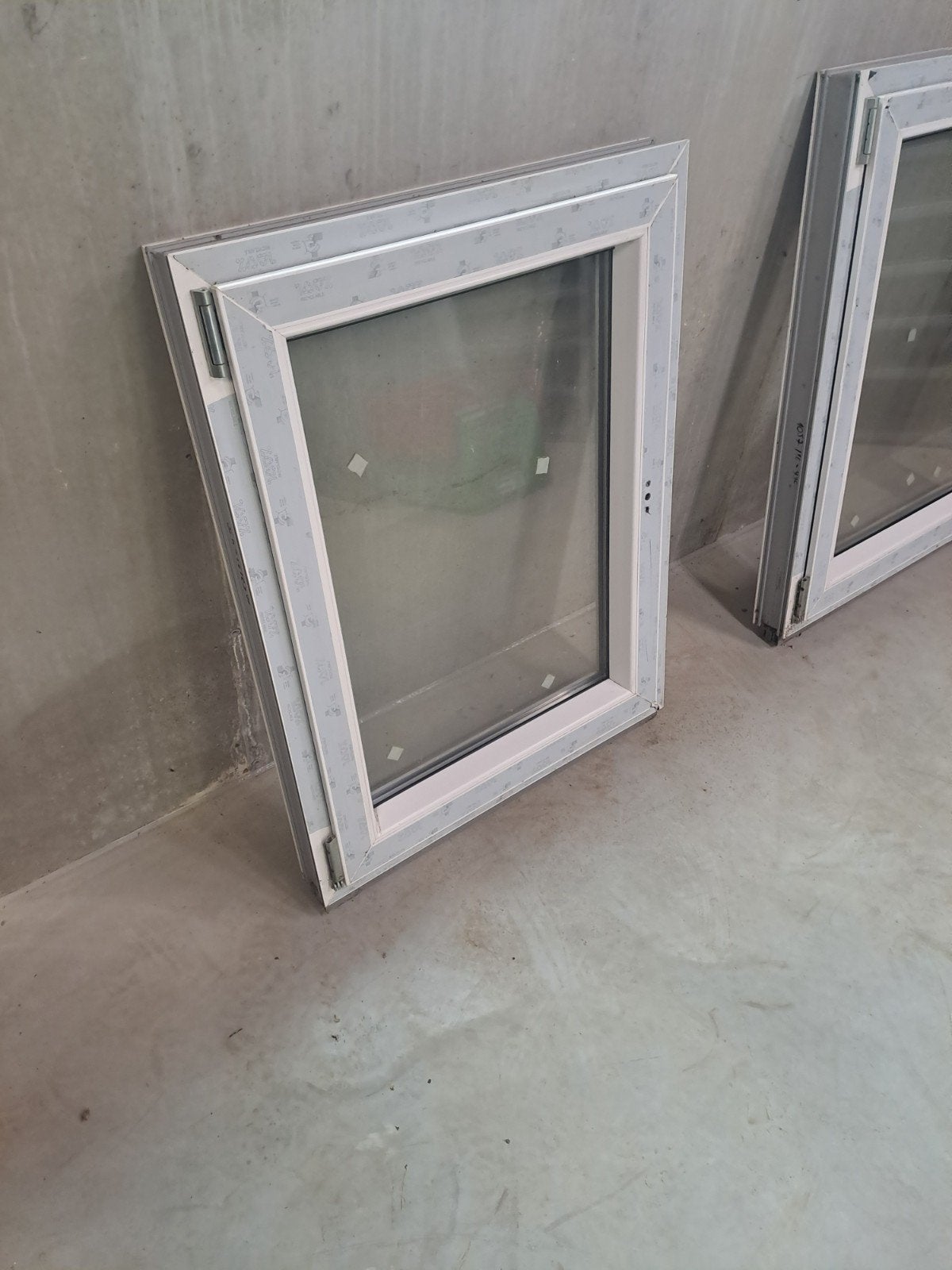 kunstof kozijn dubbel glas 72,5 x 95 met draai kiep raam, Ophalen, Gevelraam of Ruit, Minder dan 80 cm, 80 tot 120 cm