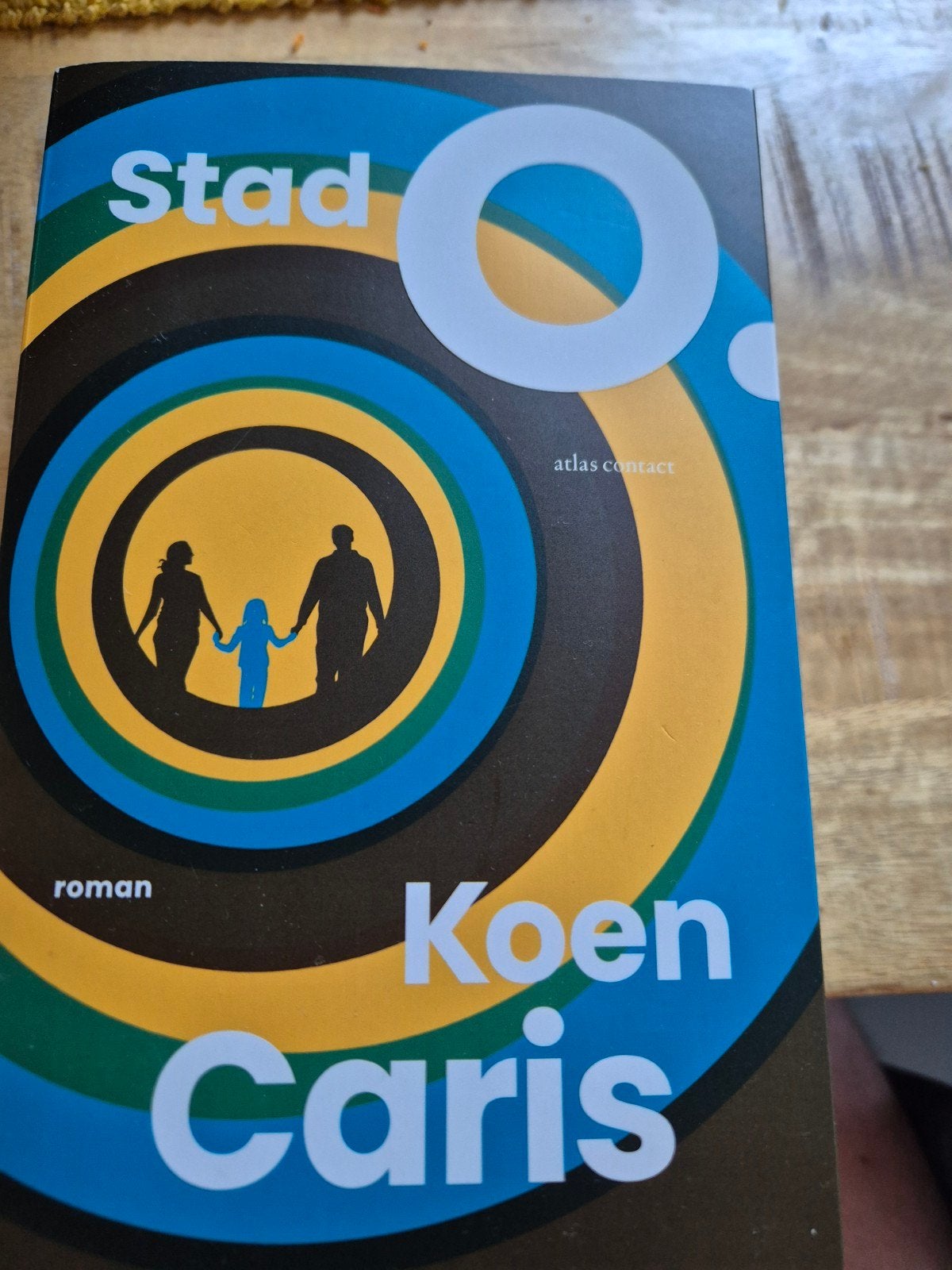Stad O - Roman van Koen Caris, Ophalen of Verzenden, Zo goed als nieuw, Koen Caris, Nederland