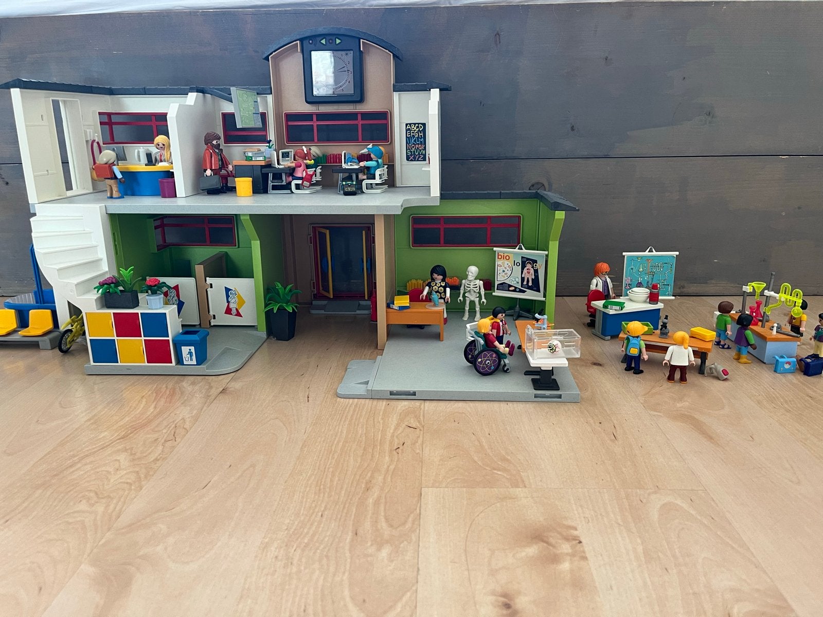 Playmobil School met extra poppetjes en accessoires, Ophalen, Gebruikt, Gebouw, Complete set