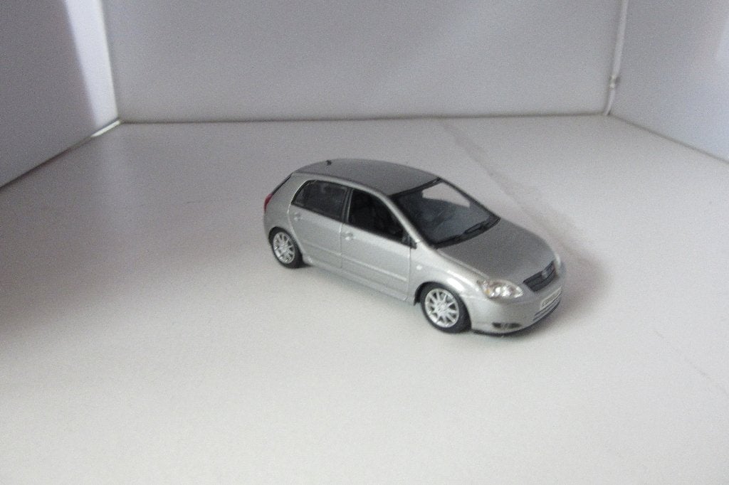 Toyota Corolla 1;43, Ophalen of Verzenden, Zo goed als nieuw, Auto, MiniChamps