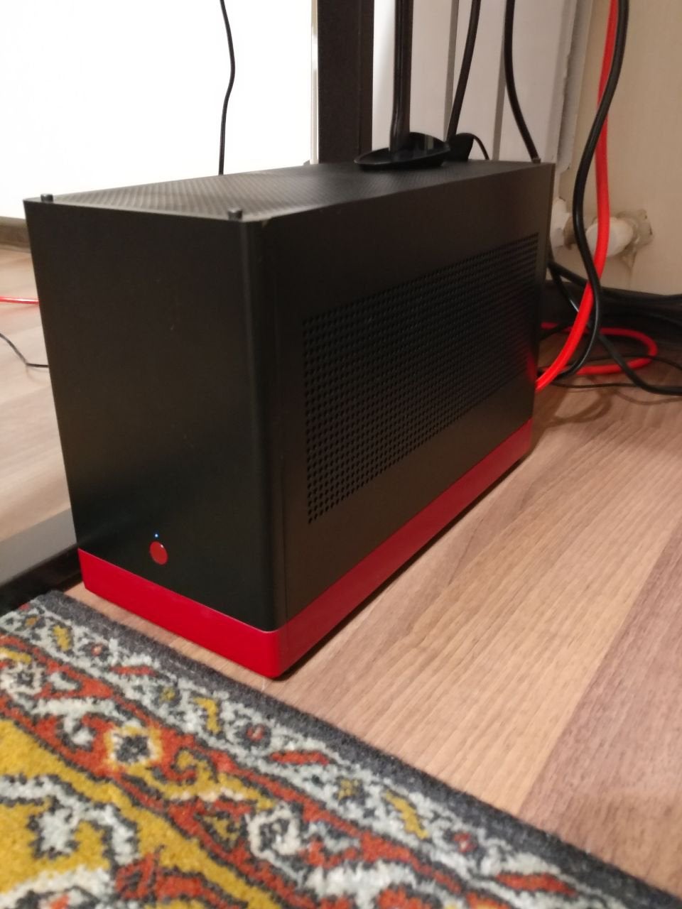 Ghost S1 / i7 / 32GB RAM / RX 580 / 2TB SSD / 12TB HDD, Ophalen, Zo goed als nieuw, JBL