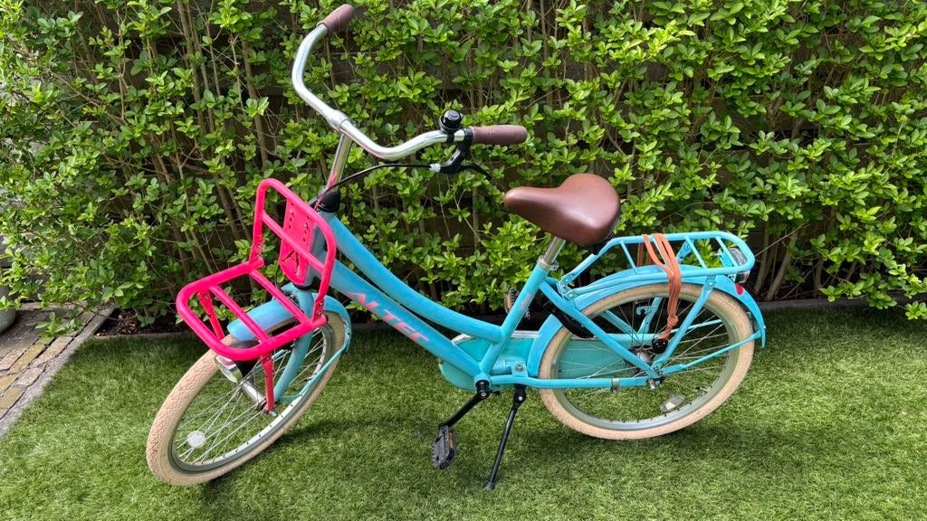 Mooie meisjes fiets 22”, Ophalen, Terugtraprem, 22 inch, Gebruikt