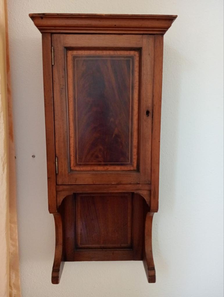 Antiek mahonie? houten hangkastje met 2 planken, Antiek en Kunst, Ophalen of Verzenden