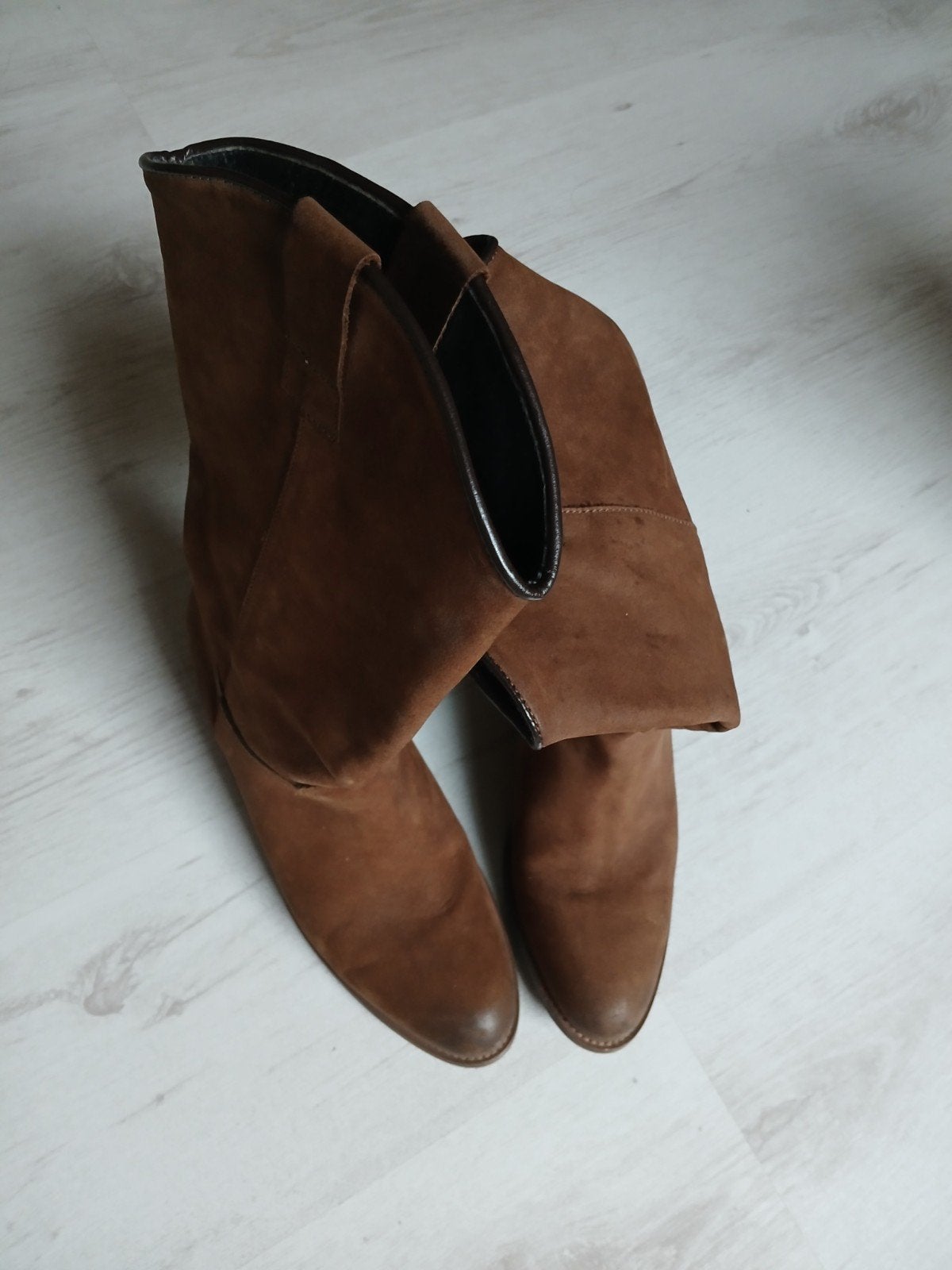 cowboylaarzen bruin nubuckleer 41 €37.50, Hoge laarzen, Bruin, Ophalen of Verzenden, Zo goed als nieuw