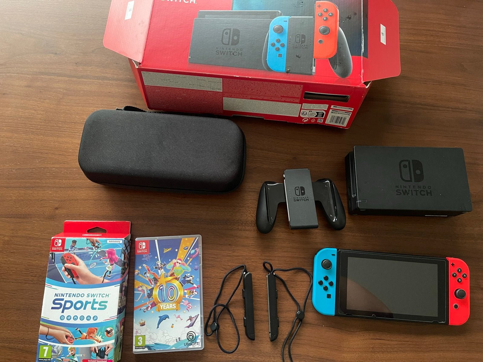 Nintendo Switch V2 compleet + Sports + Just Dance + tas, Switch 2019 Upgrade, Met games, Met 2 controllers, Ophalen of Verzenden