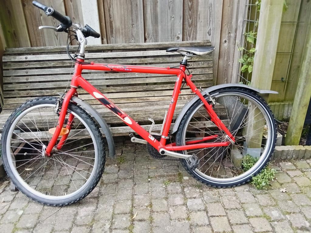 Rode mountainbike Be One, Fietsen en Brommers, Fietsen | Mountainbikes en ATB, Ophalen, Gebruikt, Overige merken