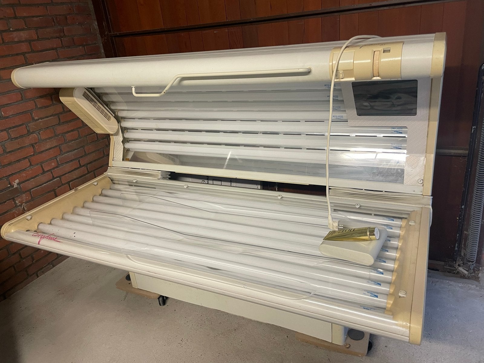 JK Ergoline 20 Zonnebank - Dubbelzijdig, Ophalen of Verzenden, Gebruikt, Zonnebank dubbelzijdig, 15 lampen of meer