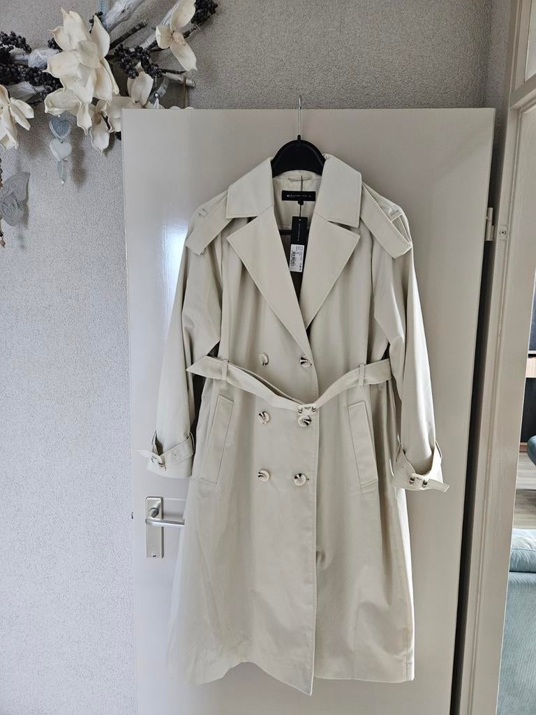 Expresso trenchcoat nieuw, Kleding | Dames, Jassen | Zomer, Ophalen of Verzenden, Nieuw, Maat 42/44 (L), Beige