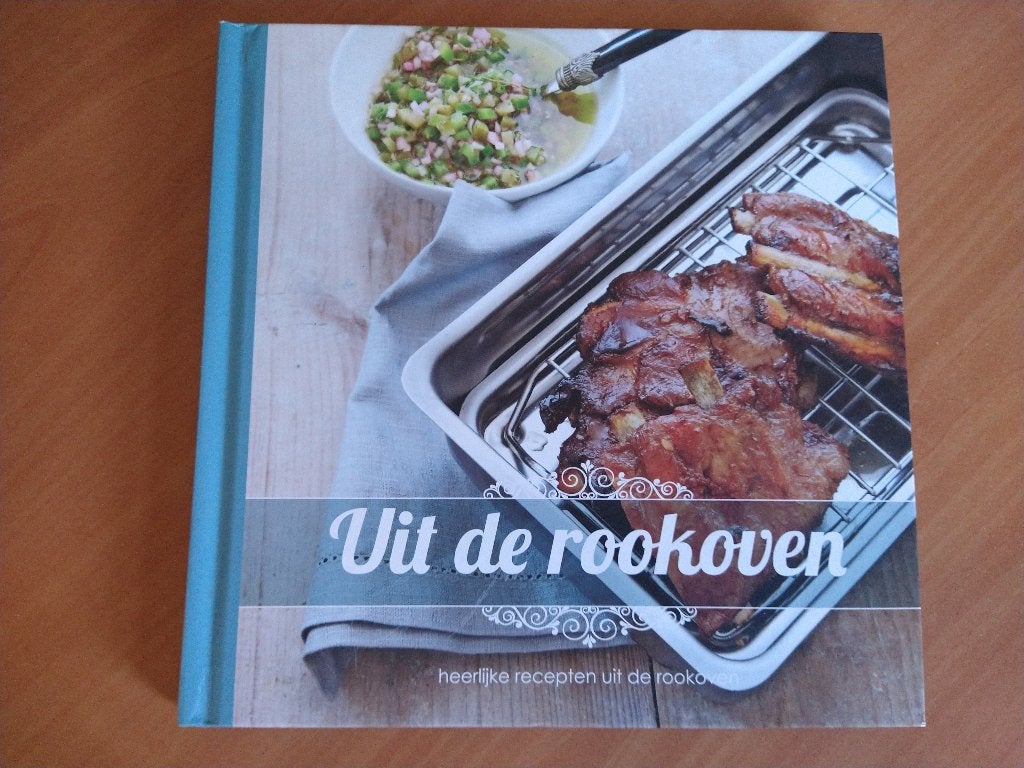 Uit de rookoven. Heerlijke recepten uit de rookoven, Ophalen of Verzenden, Zo goed als nieuw