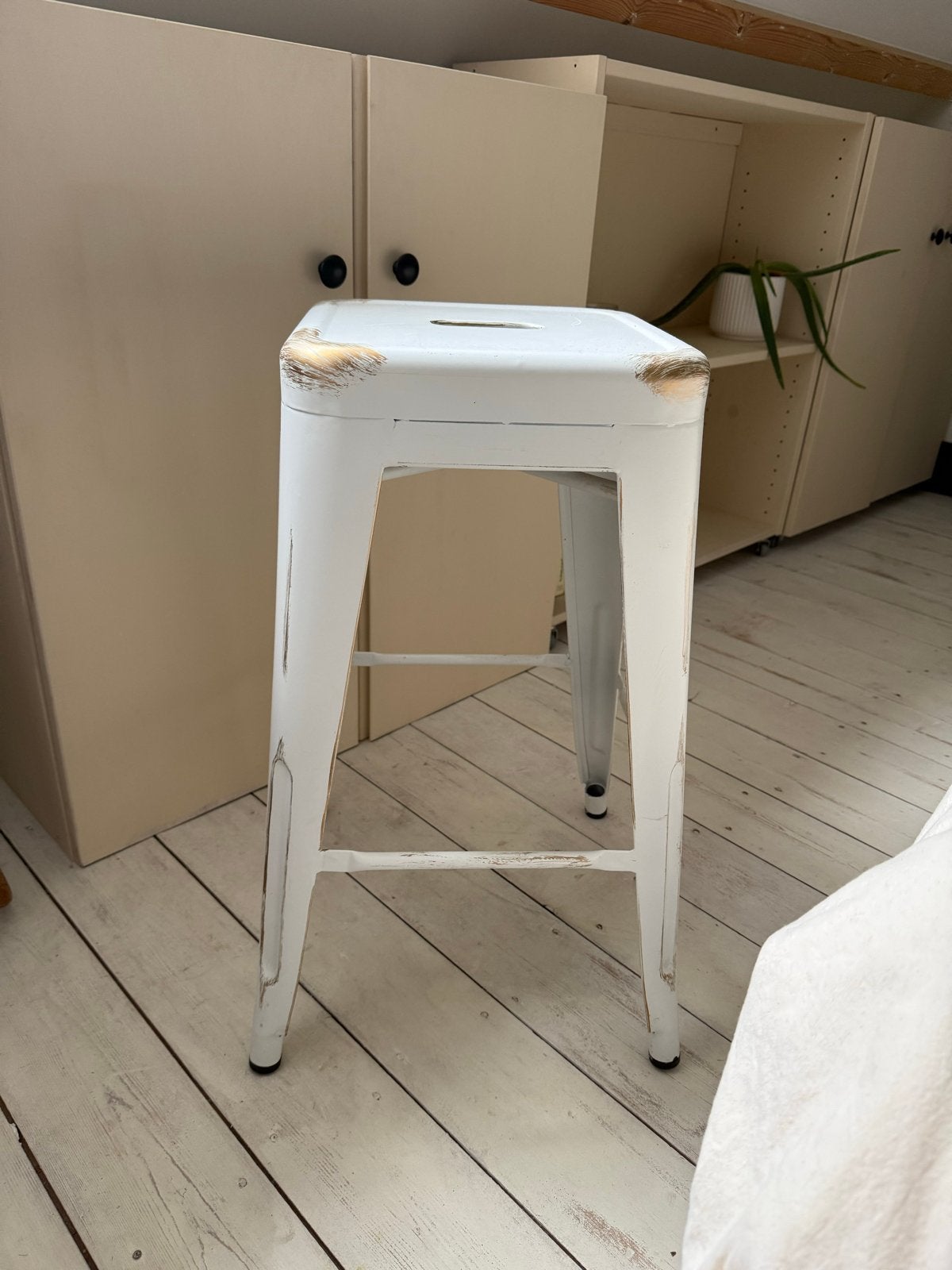 Witte industriële barkruk, Ophalen, Gebruikt, Wit, Metaal