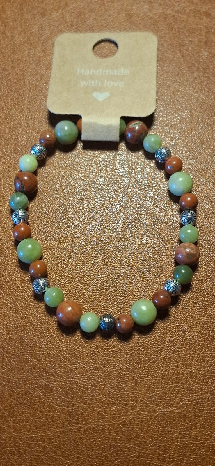 Jaspis Armband: Rood, Groen met Zilverkleurige Kralen, Overige materialen, Met bedels of kralen, Overige kleuren, Nieuw