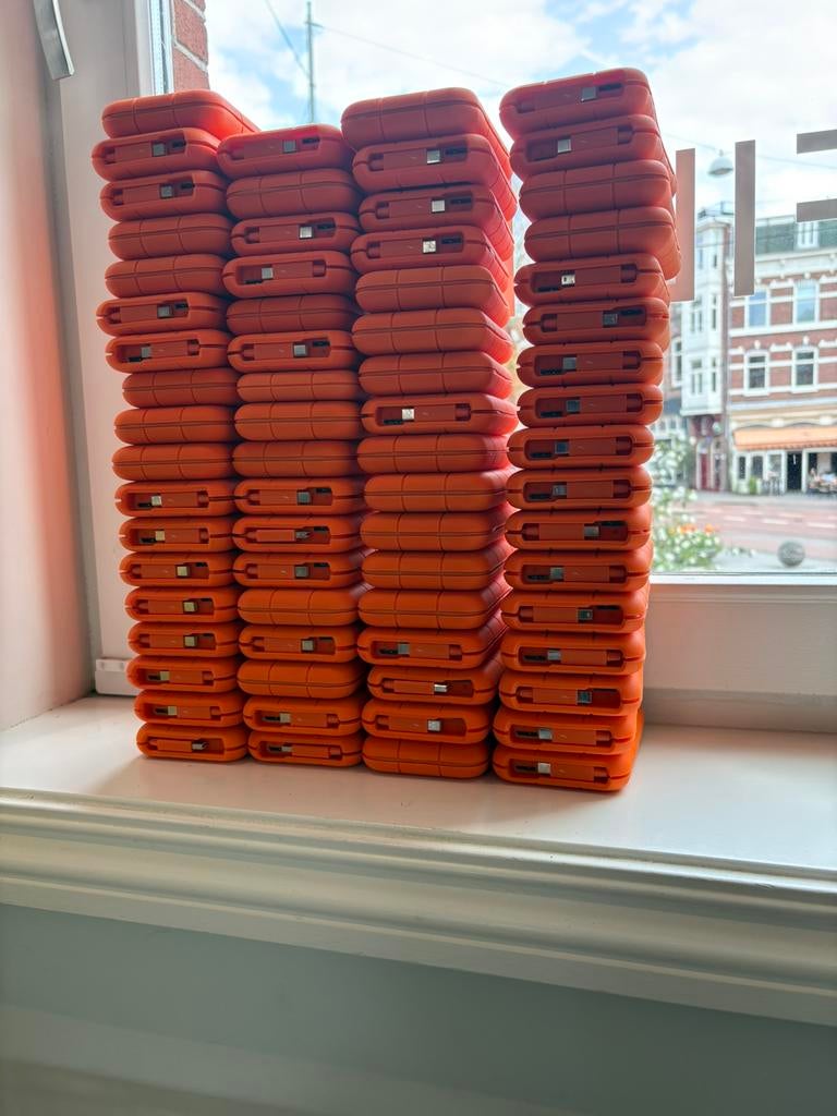70x lacie 1TB, Ophalen, Zo goed als nieuw, Desktop, USB