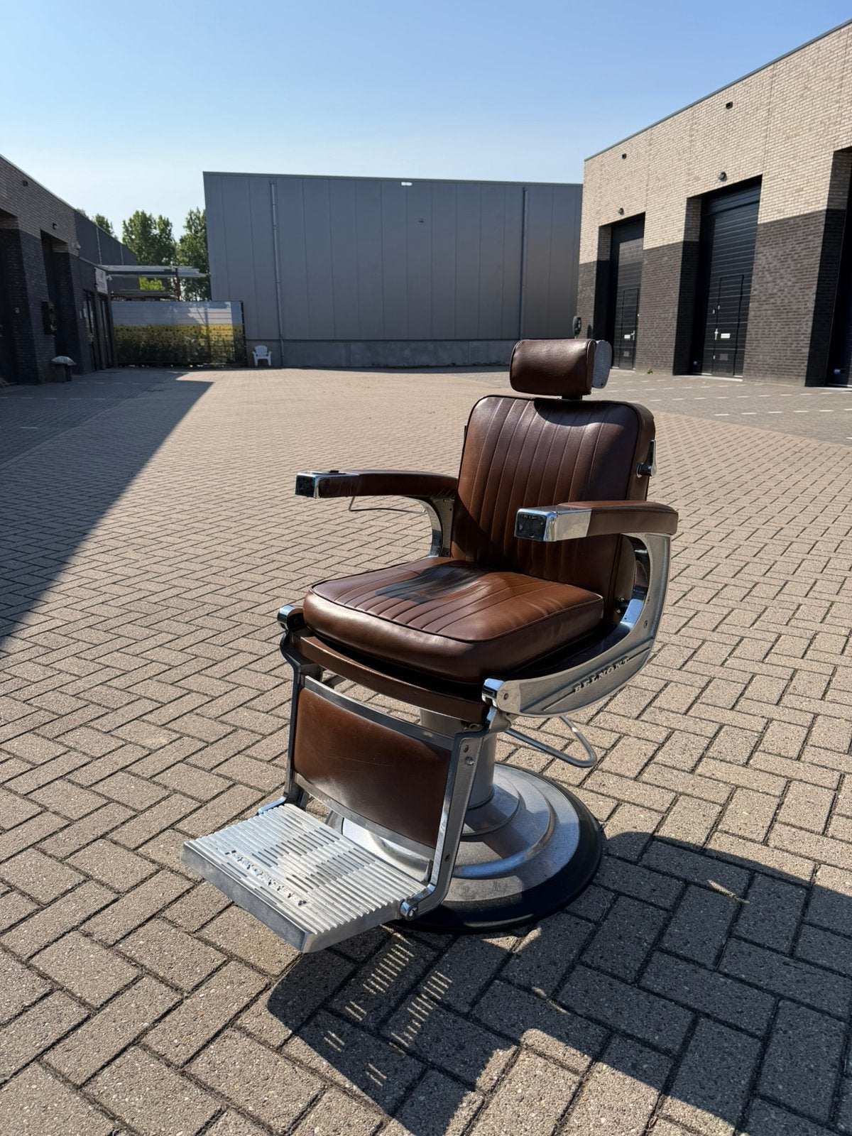 Belmont Barberstoel – Vintage – Bruin Leer – Hydraulisch, Antiek en Kunst, Ophalen