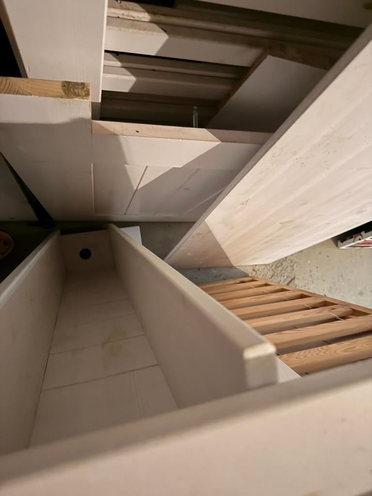 Baby bed en commode, Ophalen, Gebruikt, Minder dan 2 meter