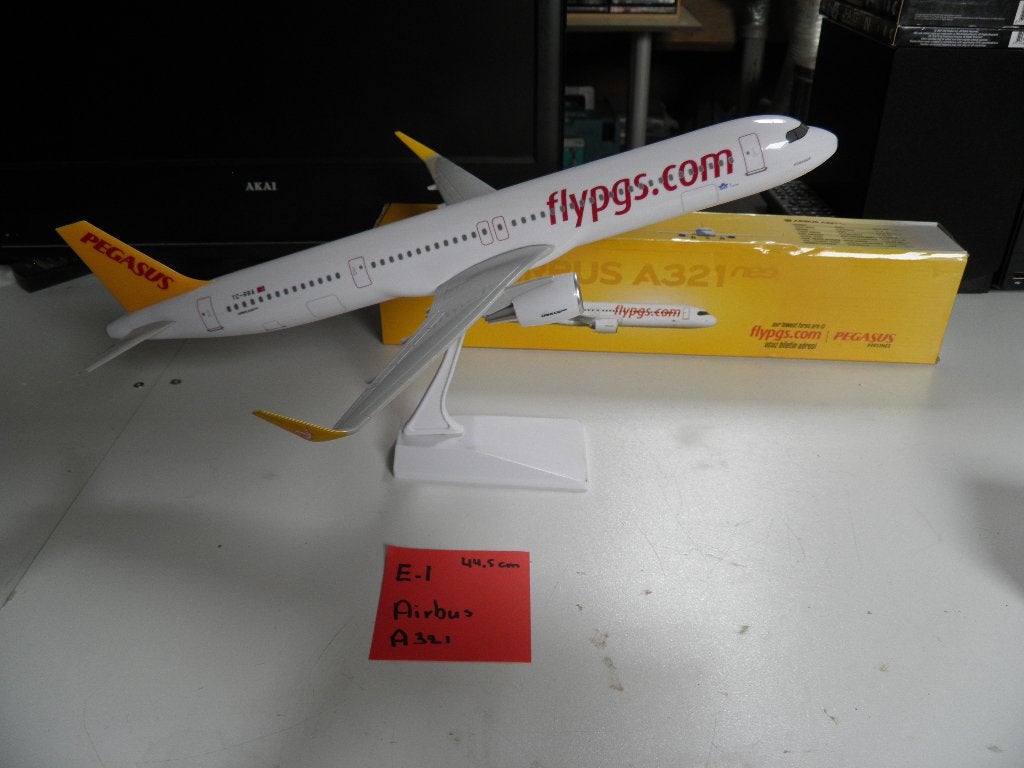 E-1 Airbus A321 modelvliegtuig, Verzamelen, Ophalen of Verzenden, Zo goed als nieuw, Schaalmodel