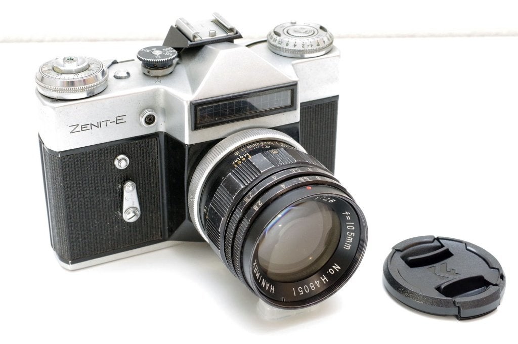 Zenit-E 35mm film M42 SLR + Hanimex 105mm f/2.8 portretlens, Verzenden, Gebruikt, Spiegelreflex, Overige Merken