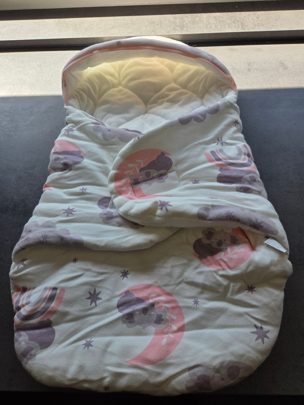 Babyslaapzak met koala-opdruk, Kinderen en Baby's, Dekens, Slaapzakjes en Inbakerproducten, Ophalen, Gebruikt, Wasbaar, Meerkleurig