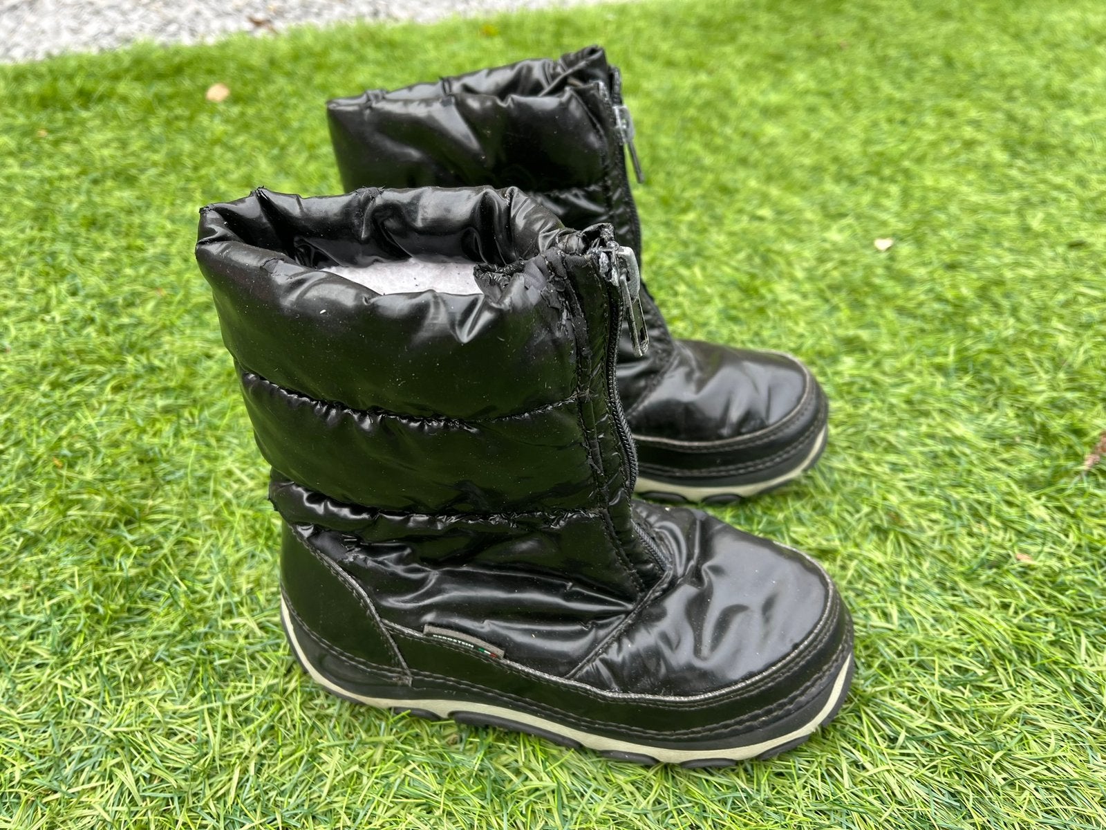 Unisex snowboots / winterlaarzen zwart Bergstein mt 27/28, Kinderen en Baby's, Kinderkleding | Schoenen en Sokken, Gebruikt, Jongen of Meisje