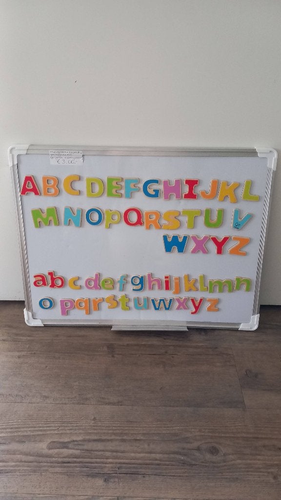 Magneetbord met alfabet magneten, Ophalen, Gebruikt, Taal en Lezen