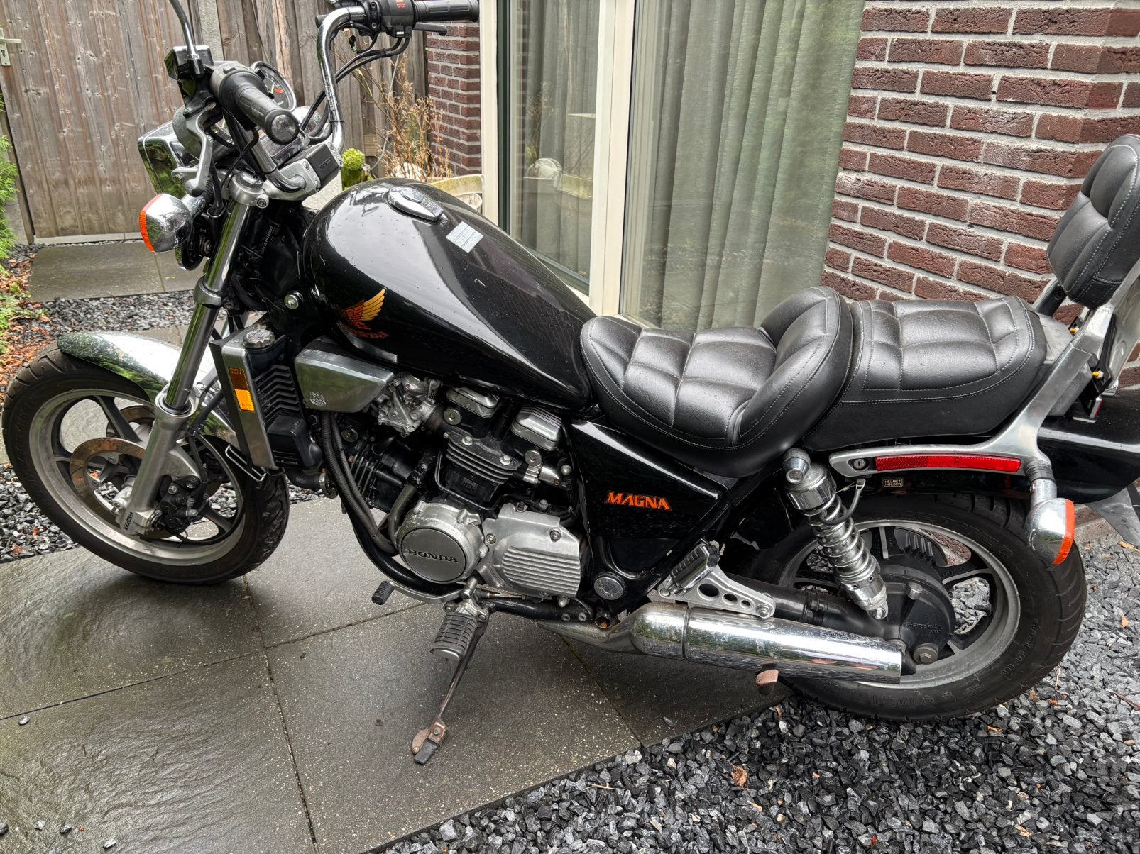 Honda Magna VF700c, Particulier, Chopper