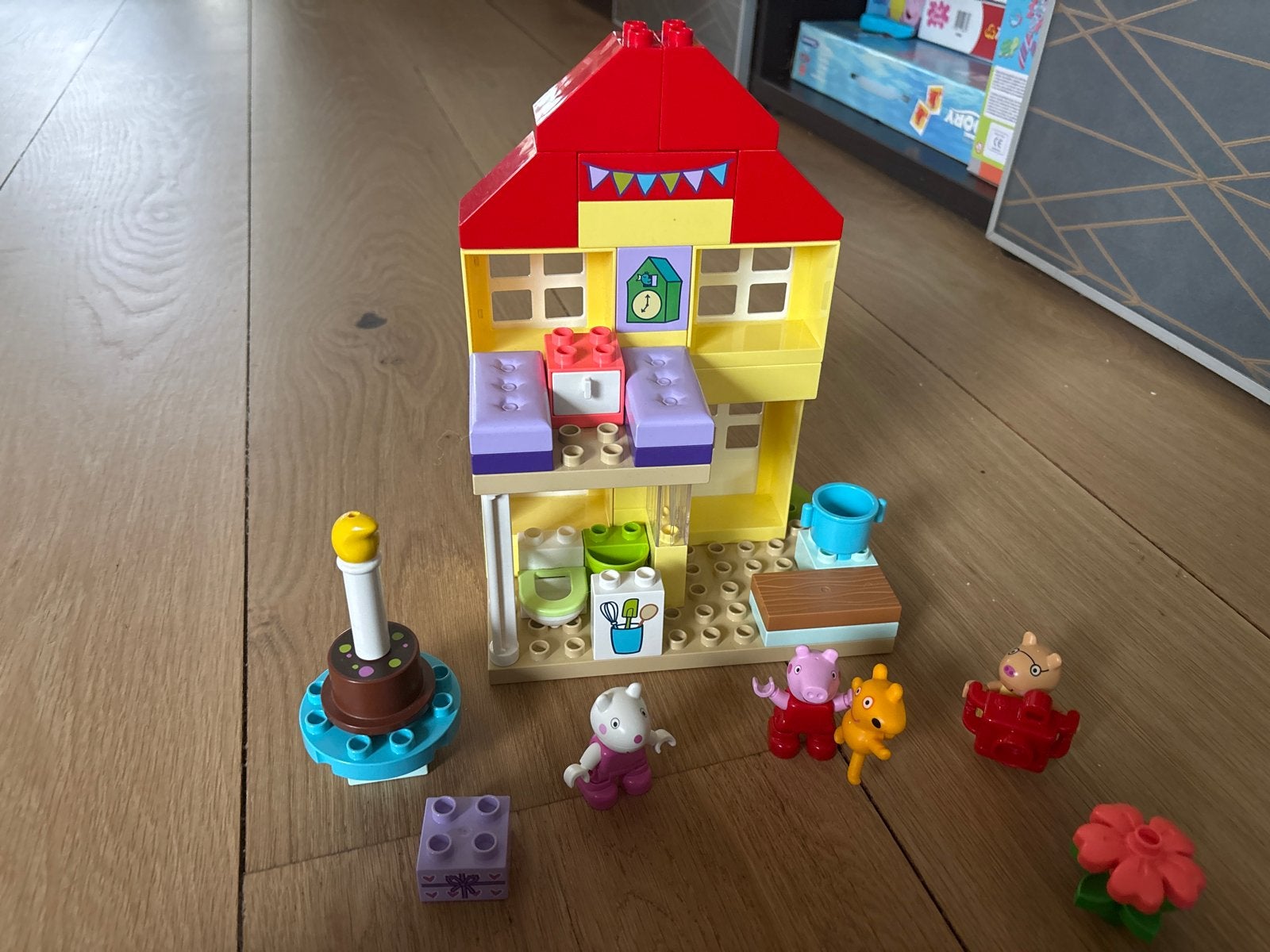 LEGO Duplo Peppa Pig Huis met figuren en accessoires, Ophalen, Overige thema's, Zo goed als nieuw, Compleet