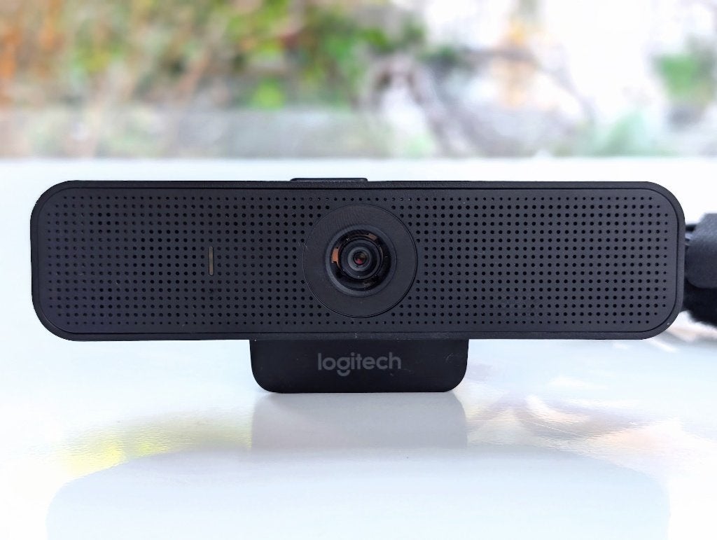 Logitech C925e webcam - Full HD 1080p, Computers en Software, ChromeOS, Ophalen of Verzenden, Zo goed als nieuw, Monitorclip