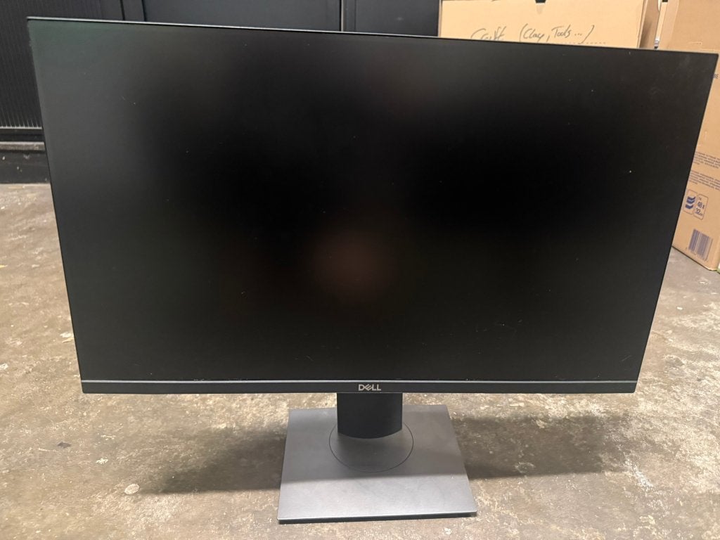 Dell P2419H 24-inch monitor in good working condition., Computers en Software, Ophalen, IPS, DisplayPort, Full HD