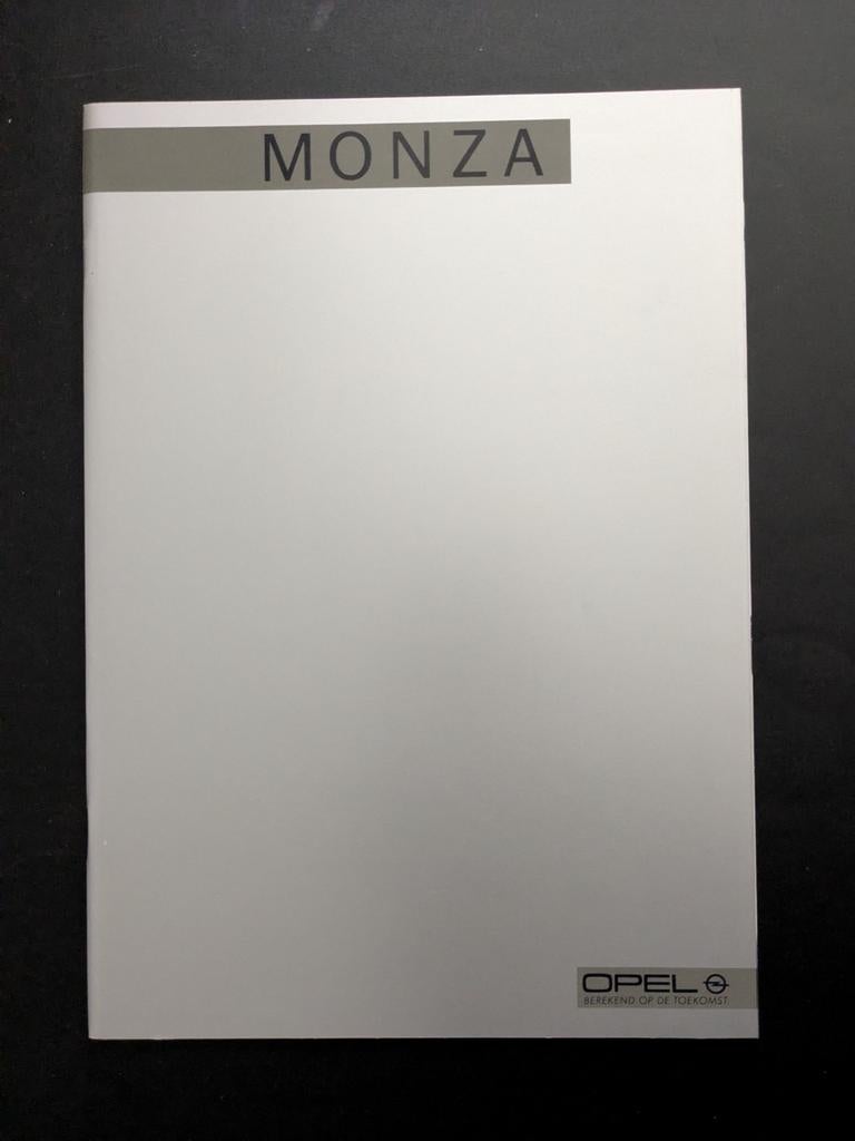 Brochure OPEL Monza 1984, Ophalen of Verzenden, Zo goed als nieuw, Opel