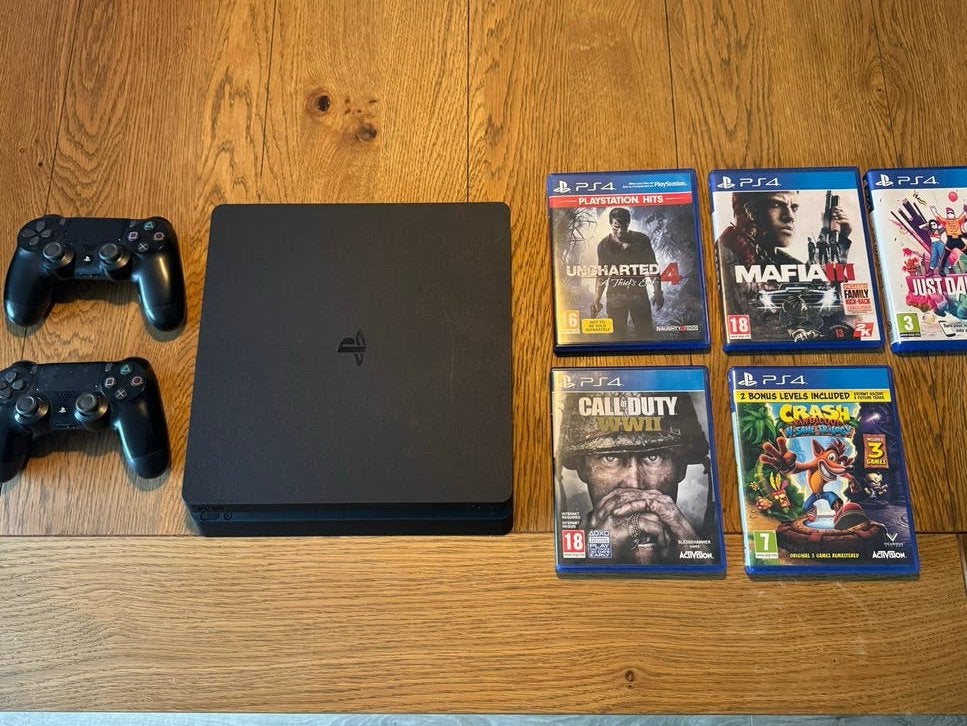 PlayStation 4 – Goede staat met 2 controllers en games, Met games, Met 2 controllers, Ophalen of Verzenden, Zo goed als nieuw