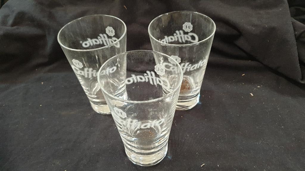 3 stuks DE Caffiato glazen 27cl, Huis en Inrichting, Keuken | Servies, Gebruikt, Glas of Glazen, Overige stijlen, Glas, Ophalen of Verzenden