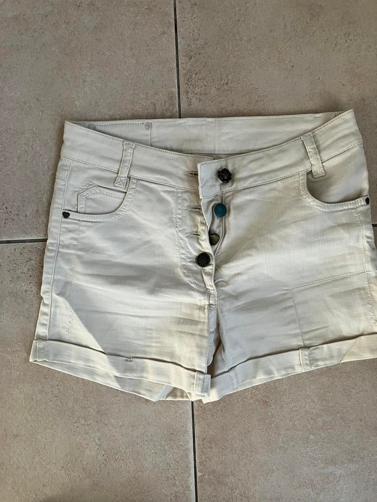 Short Isla Ibiza maat 34, Ophalen of Verzenden, Zo goed als nieuw, Overige kleuren, W27 (confectie 34) of kleiner