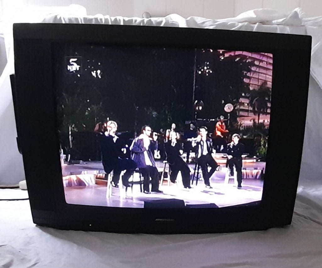 Aristona kleuren TV 68cm., Audio, Tv en Foto, Ophalen, Gebruikt, 60 tot 80 cm, Aristona