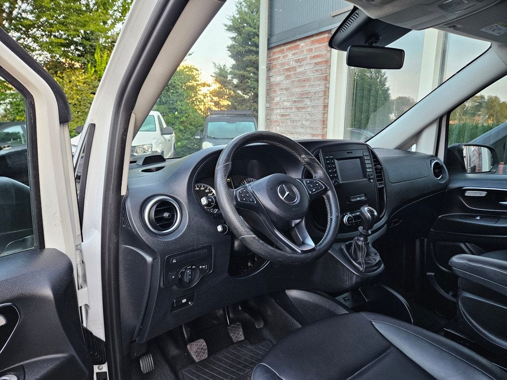 Mercedes-Benz Vito 109 CDI Lang DC Comfort Dubbele Cabine! A, Auto's, Bestelauto's, Voorwielaandrijving, Gebruikt, Euro 6, 4 cilinders