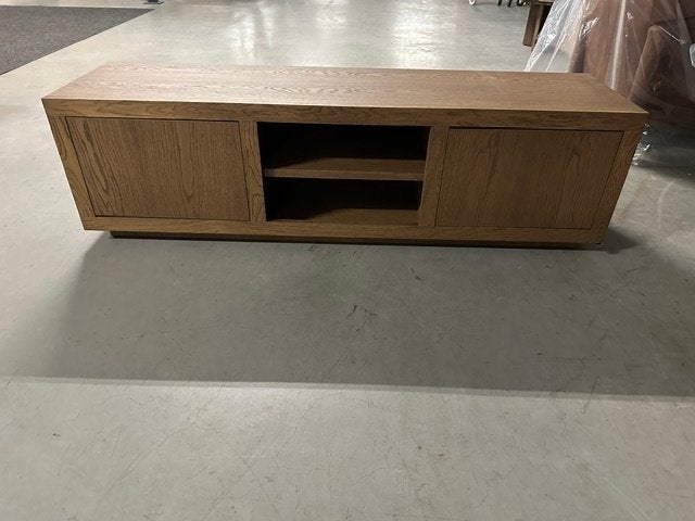 Toonzaalmodel tv kast Helsinki uit voorraad leverbaar, Huis en Inrichting, Ophalen, 150 tot 200 cm, Eikenhout, Nieuw