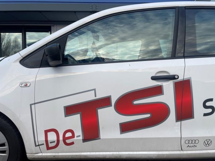 Portier 4Deurs links-voor van een Volkswagen UP (LB9A), Gebruikt, -, -, Ophalen of Verzenden