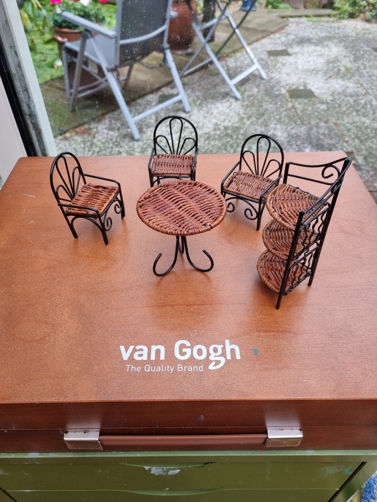 Heel mooi tuinsetje voor poppenhuis tuin 1.12, Verzamelen, Poppenhuizen en Toebehoren, Ophalen of Verzenden, Zo goed als nieuw