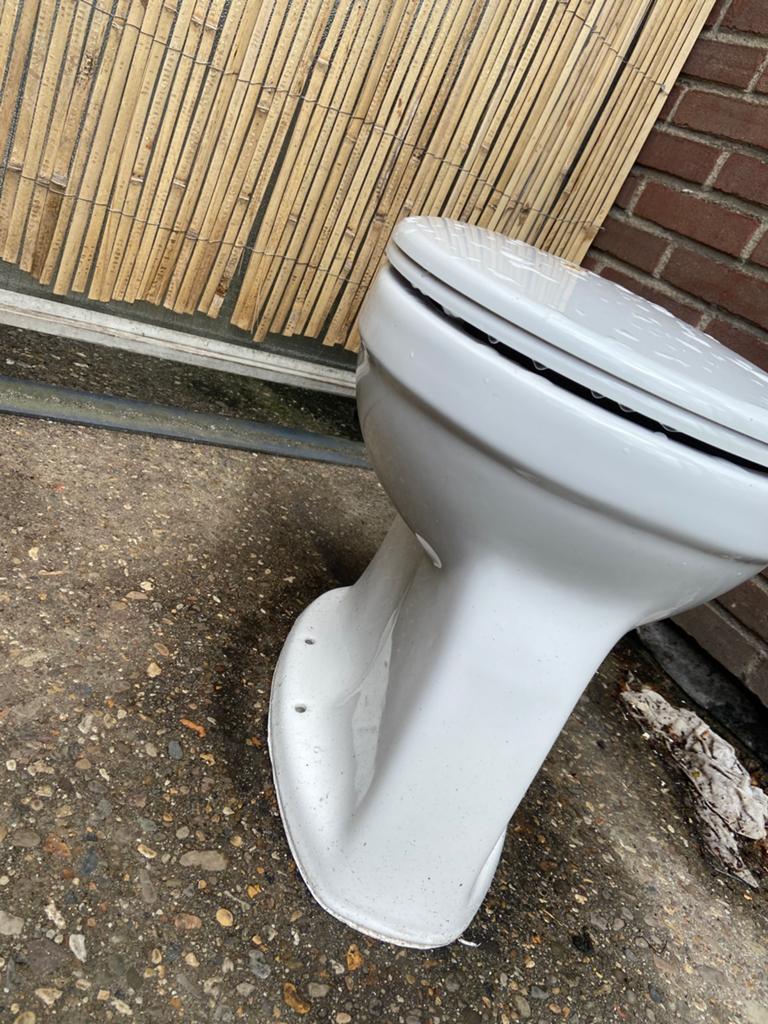 Wc pot plus stortbak, Ophalen, Nieuw, Toilet