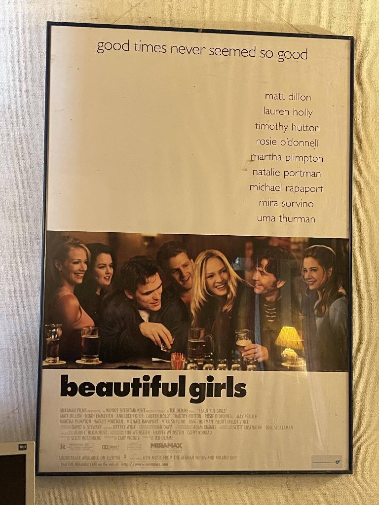 Beautiful Girls Vintage Film Poster 100x70cm, Ophalen, Met lijst, Zo goed als nieuw, A1 t/m A3