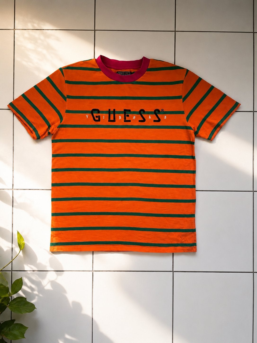 Guess x J Balvin gestreept shirt, Ophalen of Verzenden, Zo goed als nieuw, Maat 46 (S) of kleiner, Oranje