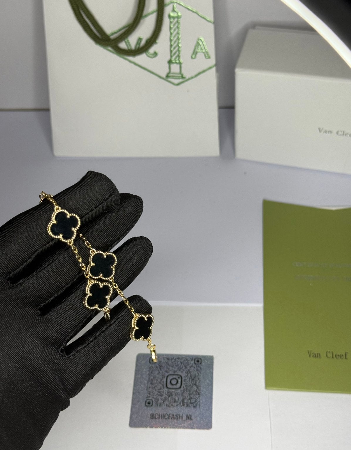 Van Cleef & Arpels Onyx Armband, Ophalen of Verzenden, Zo goed als nieuw, Goud, Zilver