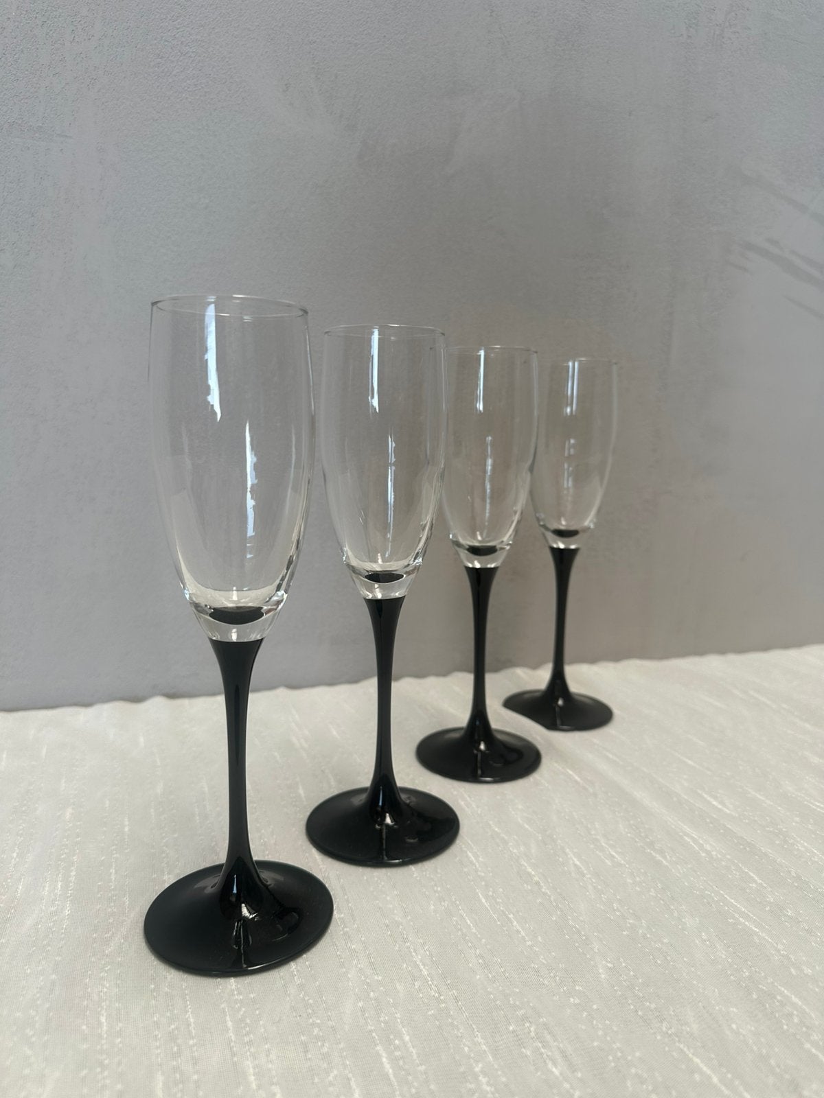 Set/4 Vintage champagne glazen Luminarc France, Verzamelen, Glas en Borrelglaasjes, Overige typen, Ophalen of Verzenden, Zo goed als nieuw