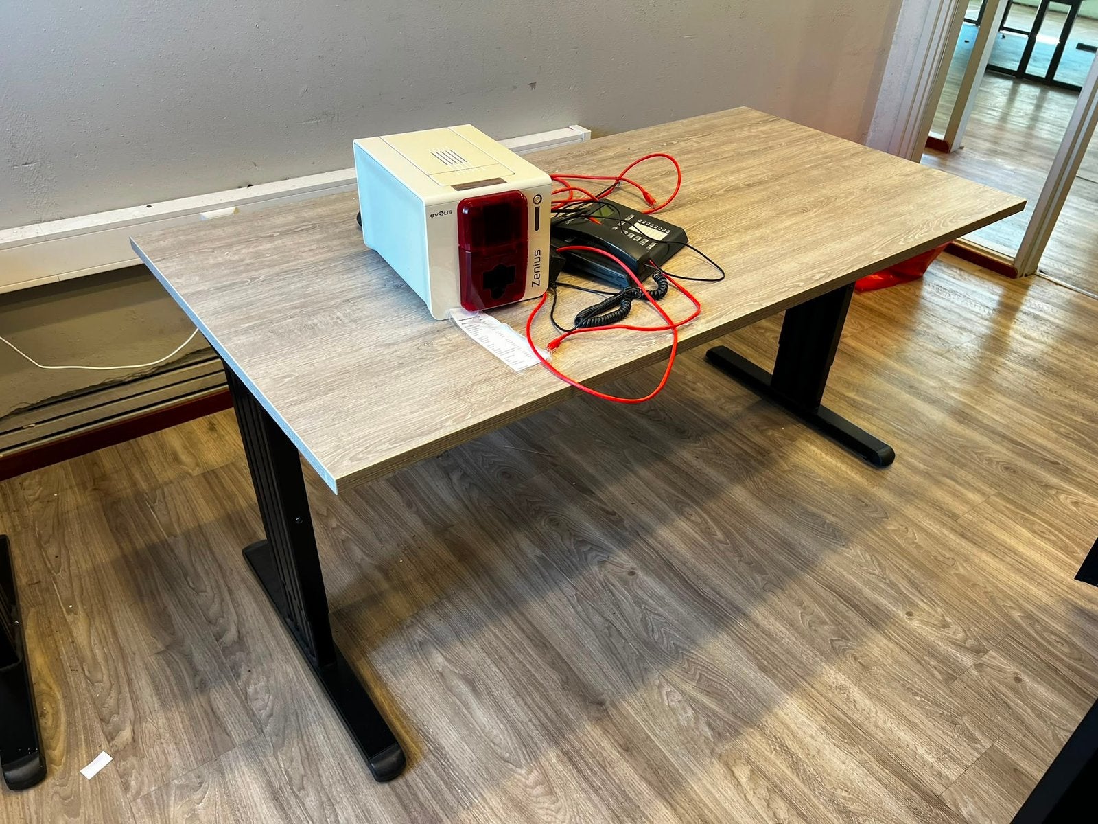 Kantoorbureau Werkplek Bureau Tafel – Partij 6 Stuks, Ophalen, Gebruikt