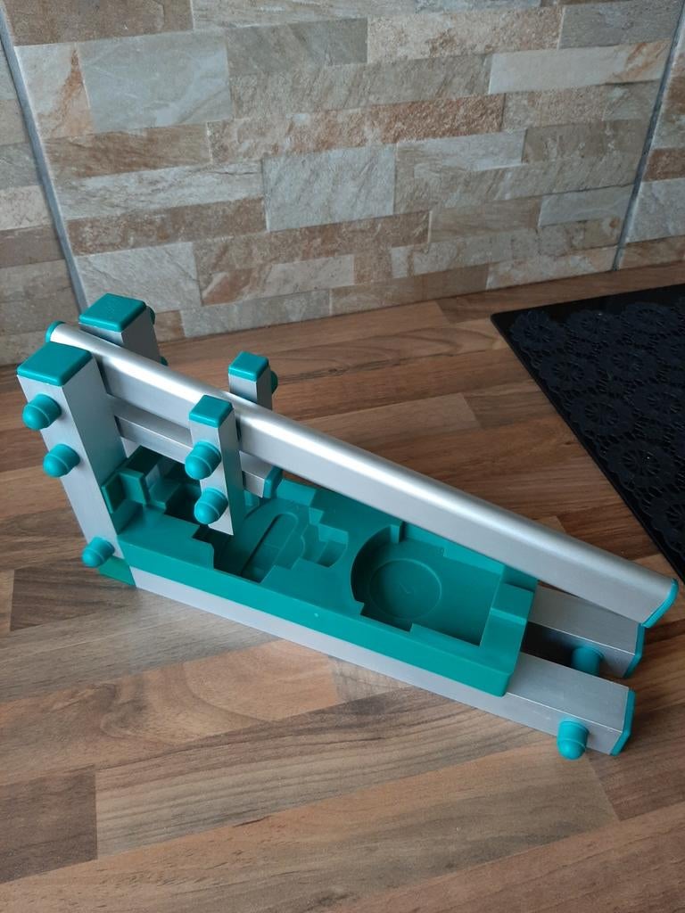 Papierpons / Hulpstuk voor papierbewerking, Gebruikt, Geschikt voor karton, Gereedschap of Toebehoren, Meerkleurig