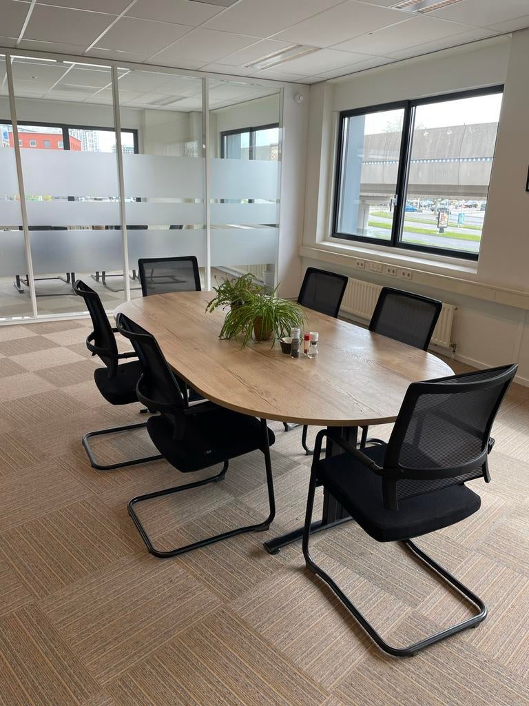 Zit-Sta Bureaus, Stoelen, Monitoren & Vergadertafels, Zakelijke goederen, Werkplek, Ophalen, Gebruikt, Complete inventaris